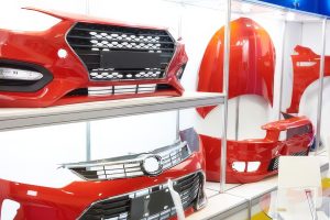 Как выбрать надежного поставщика кузовных деталей для восстановления автомобилей